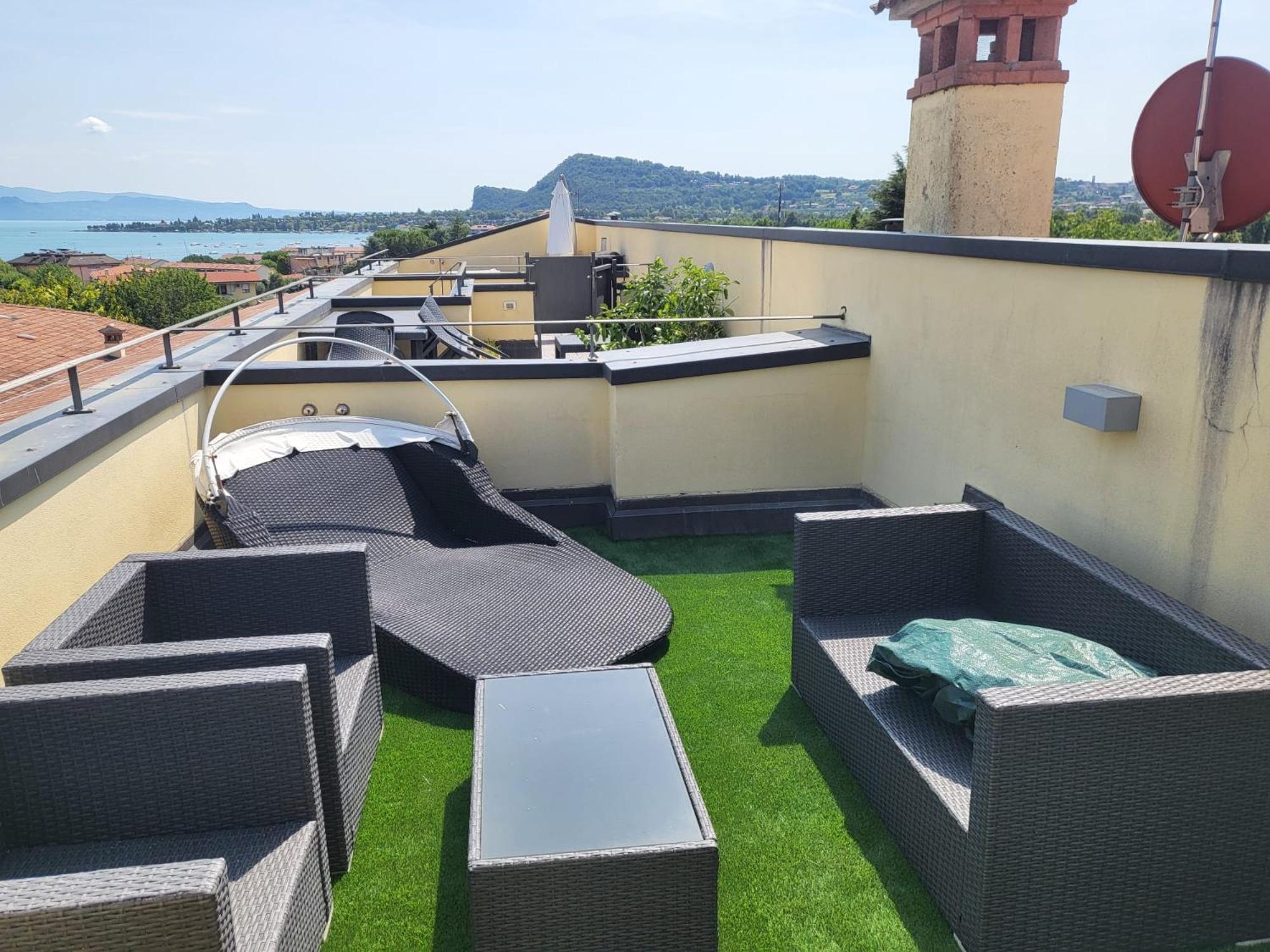 The Romantic Beach - Residence With Pool Manerba del Garda Exteriér fotografie